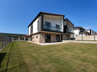 VC5 162873 - Casa 5 camere de vanzare in Chinteni