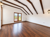 VC4 163369 - Casa 4 camere de vanzare in Floresti