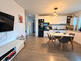 VA3 163554 - Apartment 3 rooms for sale in Floresti
