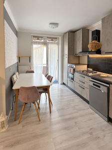 VA3 163723 - Apartament 3 camere de vanzare in Floresti