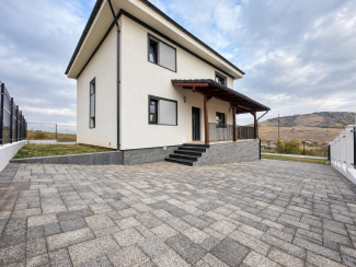 VC4 163971 - Casa 4 camere de vanzare in Chinteni