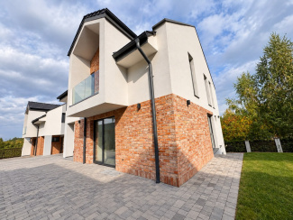 VC5 163980 - Casa 5 camere de vanzare in Floresti