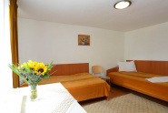 IC11 163232 - Casa 11 camere de inchiriat in Dambul Rotund, Cluj Napoca