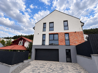 VC5 164011 - Casa 5 camere de vanzare in Floresti