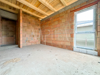 VC4 164046 - Casa 4 camere de vanzare in Apahida