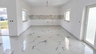 VC4 164141 - Casa 4 camere de vanzare in Osorhei