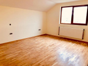 VC7 60342 - Casa 7 camere de vanzare in Europa, Cluj Napoca