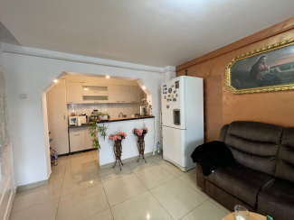 VC5 81534 - Casa 5 camere de vanzare in Floresti