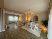 VC4 82212 - Casa 4 camere de vanzare in Floresti