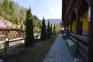 VC9 82863 - Casa 9 camere de vanzare in Sat Cerc, Valea Ierii