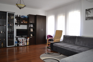 VC4 84975 - House 4 rooms for sale in Floresti